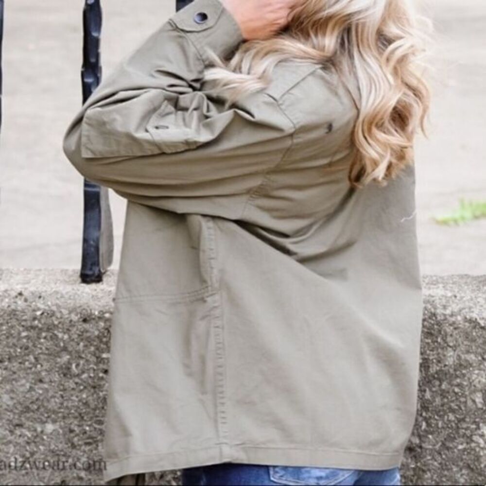 Oversized Utility Jacket‎ - Picture 10 of 15